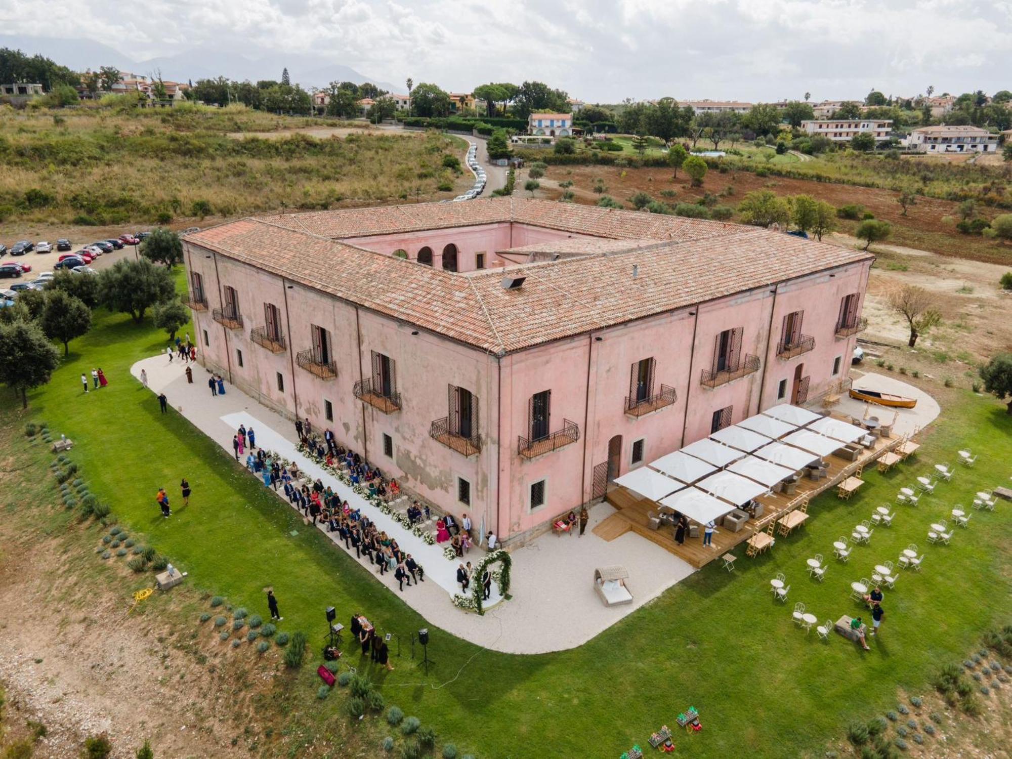 فندق Palazzo Principi Lanza سان نيكولا أرسيلا المظهر الخارجي الصورة